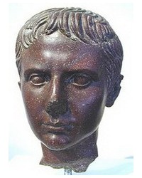 На фото Гай Юлий Цезарь Випсаниан